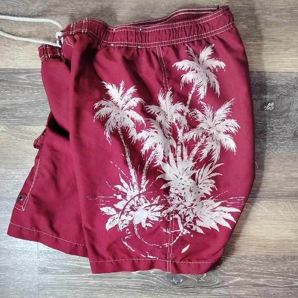 Caribbean Joe Red and White Board Shorts Tropical Design - Picture 4 of 4